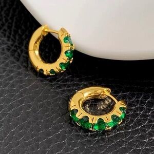 - - 18K  Emerald color Hoop earrings